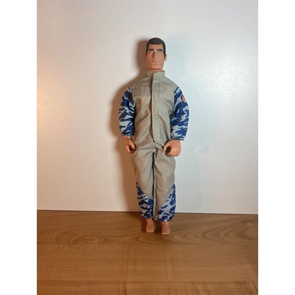 1996 Hasbro International 12” GI Joe Flocked Hair Flight Suit Gear No Boots - Picture 2 of 7
